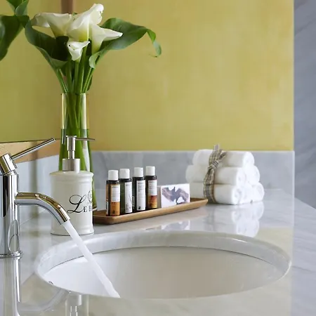 朵洛特优之屋酒店