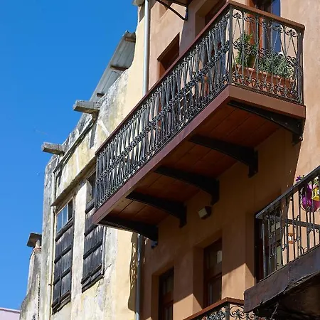 别墅 朵洛特优之屋酒店 *