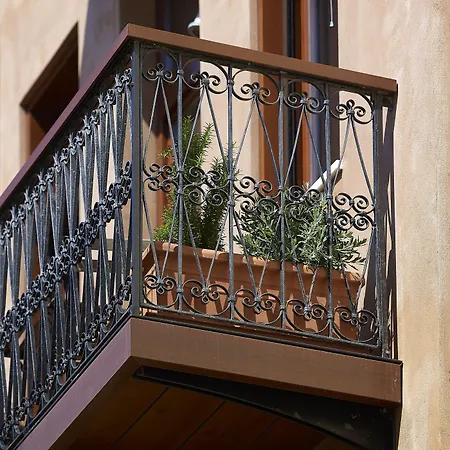 Dorotheou House Villa *